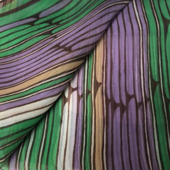 70’s Vera Neumann Sophisticated Chiffon Oblong Scarf. - Picture 8 of 13